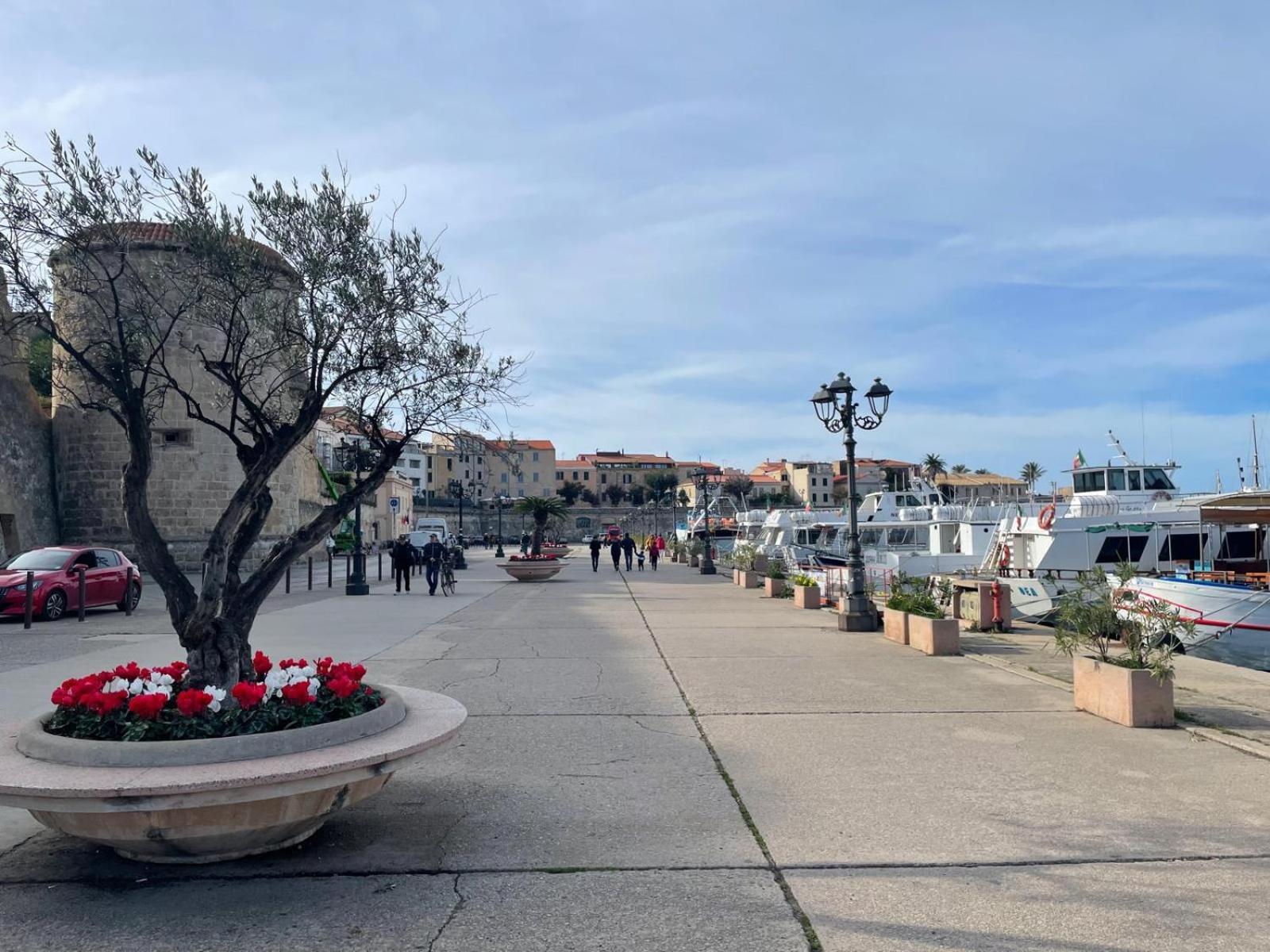 Suite "La Finestra Su Alghero" Dış mekan fotoğraf